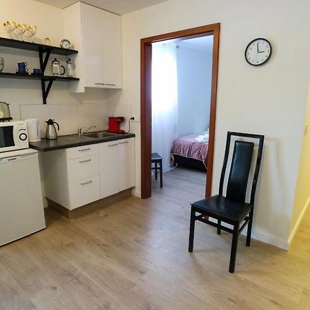 10B Gamla Laeknishusith Hg15108 Hotel Saudarkrokur Bagian luar foto